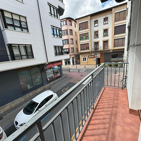 Byandreea Apartaments Etxebi Guernica y Luno Exteriör bild