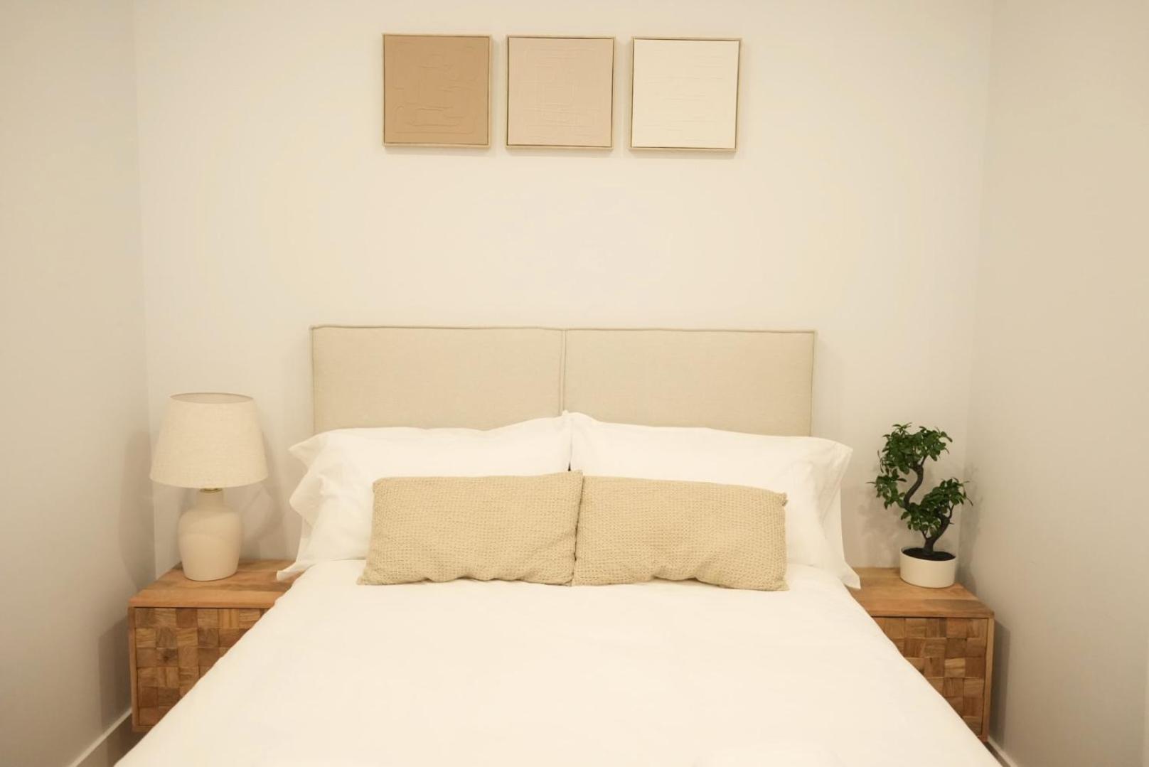 Byandreea Apartaments Etxebi Guernica y Luno Exteriör bild