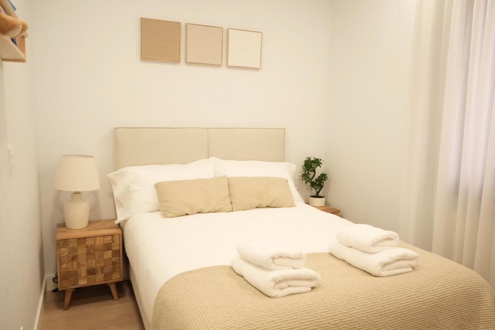 Byandreea Apartaments Etxebi Guernica y Luno Exteriör bild